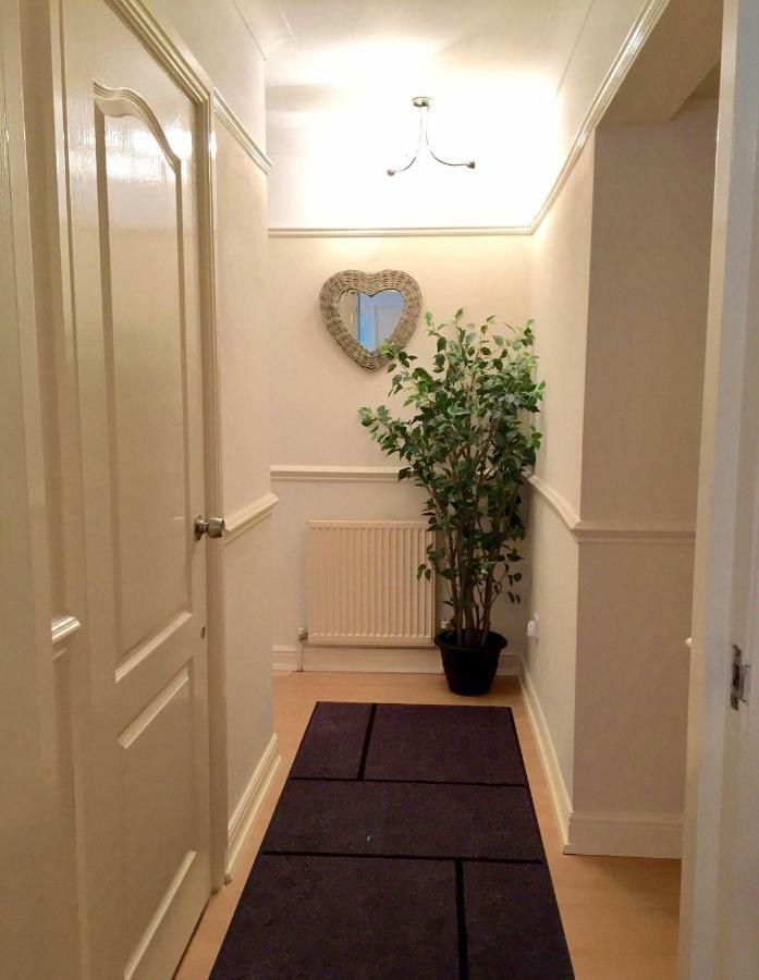 Be My Guest Liverpool - Ground Floor Apartment With Parking Exterior photo