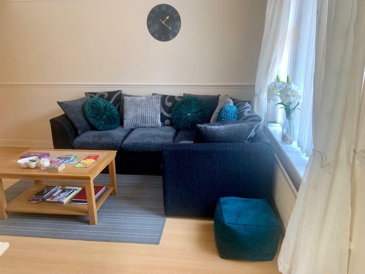 Be My Guest Liverpool - Ground Floor Apartment With Parking Exterior photo