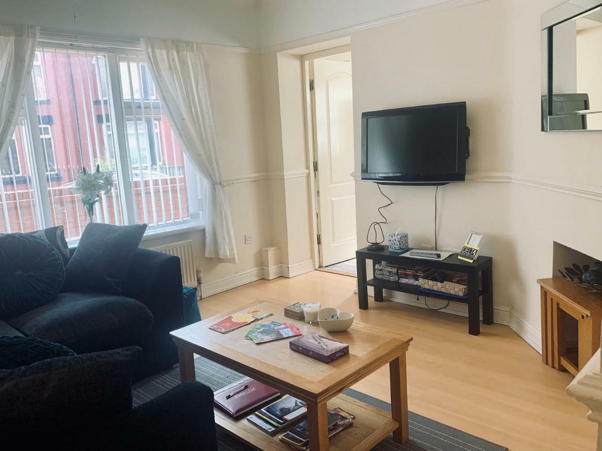 Be My Guest Liverpool - Ground Floor Apartment With Parking Exterior photo